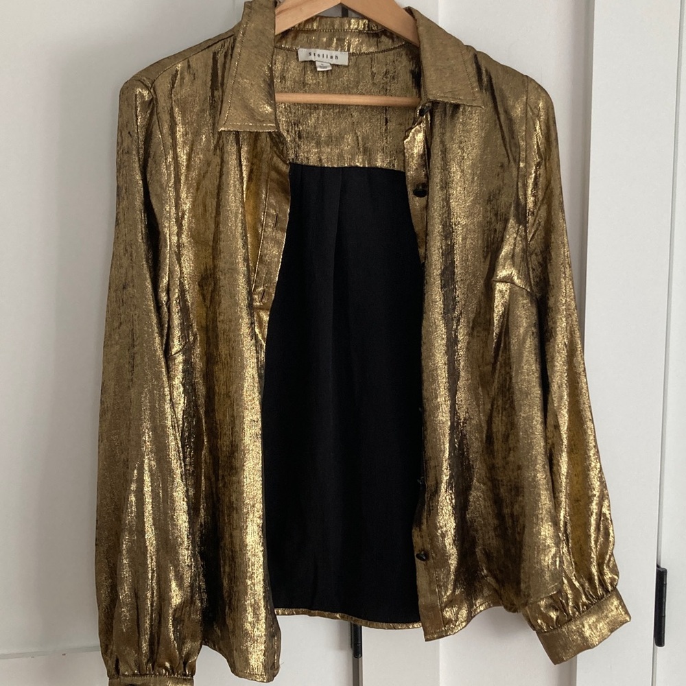 Stellah Gold Button Down Shirt